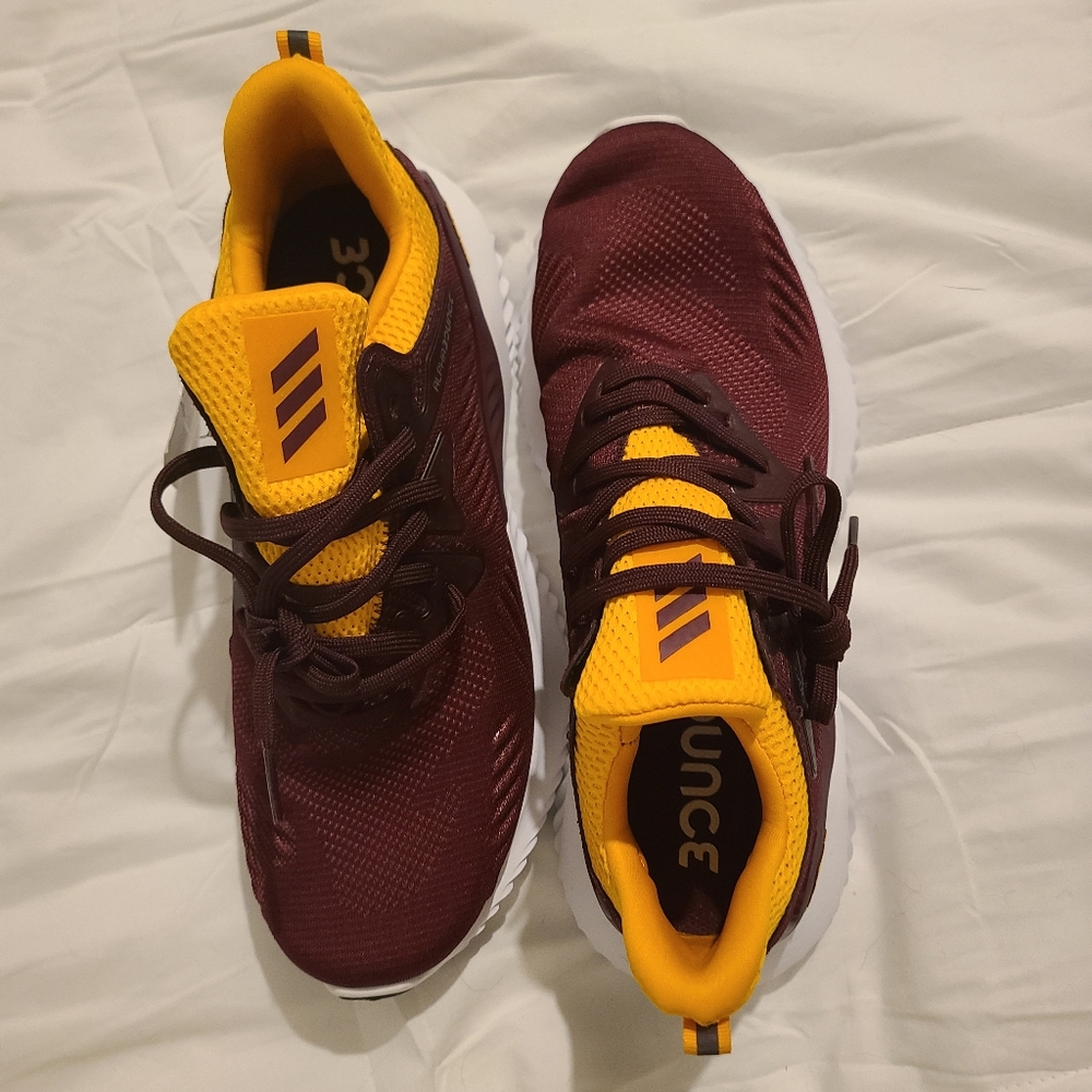 Adidas ASU alphabounce sz 9